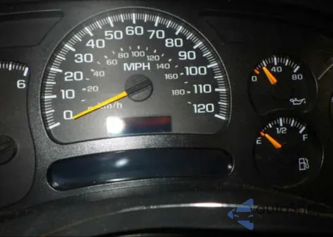 2005 Chevrolet Silverado K1500 z USA, uszkodzony, nr VIN 1GCEK19B75E145444